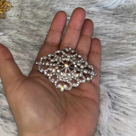 Vintage Monet Silver Tone Clear Rhinestone Lacy Filigree 2.75" Brooch - Picture 8 of 12